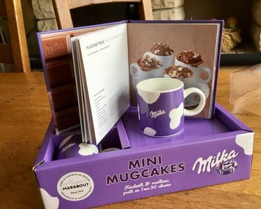Coffret 4 Mini mug cakes milka (Livre + objet 2019), de