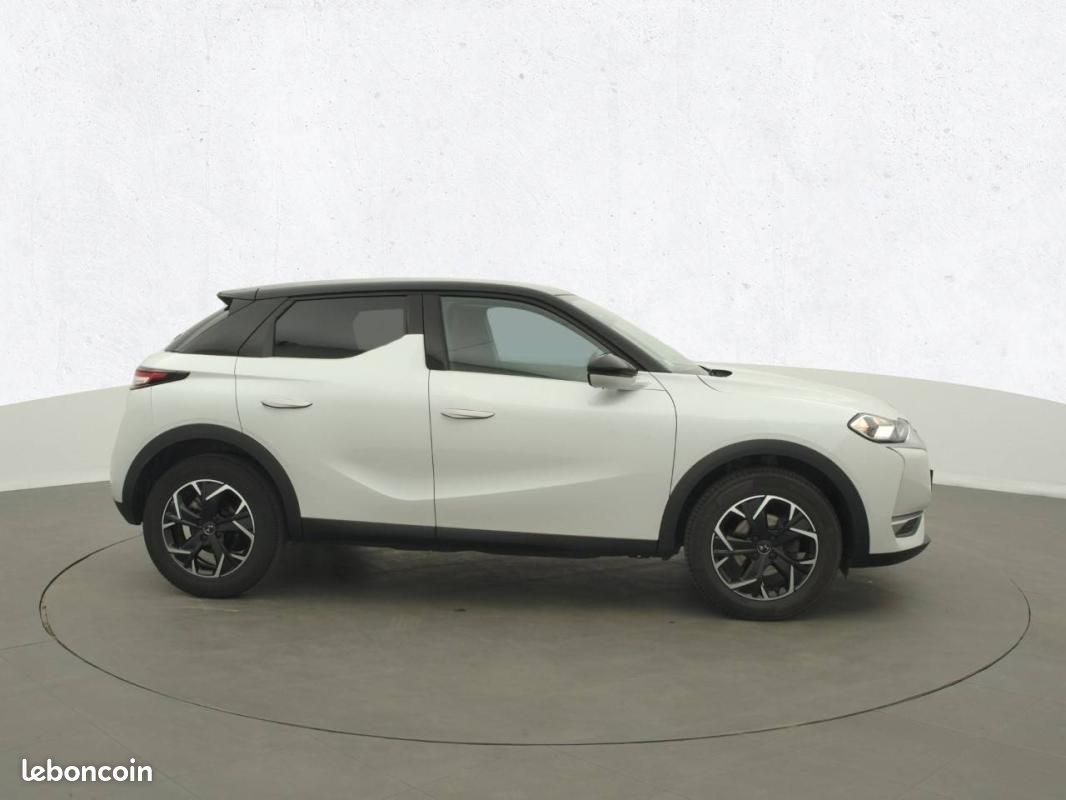 DS 3 Crossback DS3 PureTech 130 EAT8 - Connected Chic (image 4)