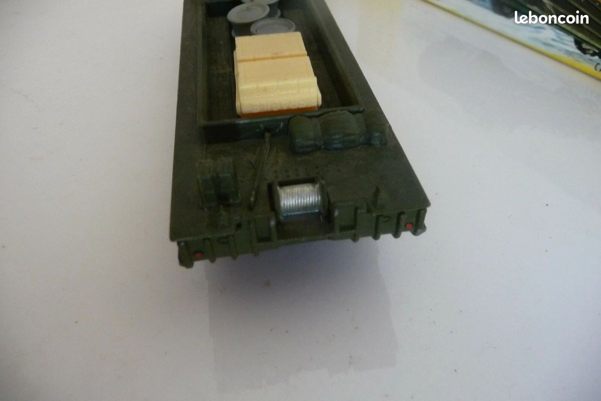 Dinky Supertoys 825 camion Transport Militaire Amphibie DUKW et Boite
