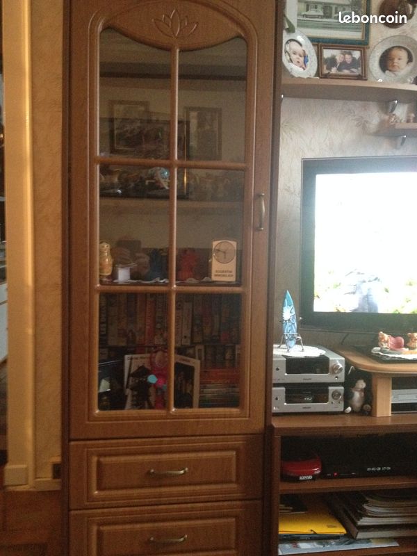 Ensemble meuble TV et vitrines (image 2)
