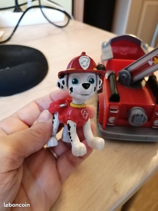 Camion de pompier pat'patrouille figurine Marcus (image 5)