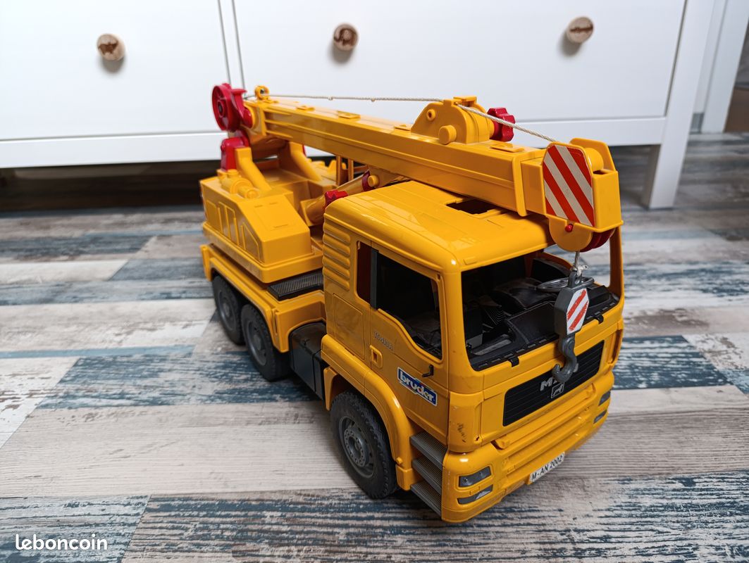 Camion grue BRUDER - Jeux & Jouets