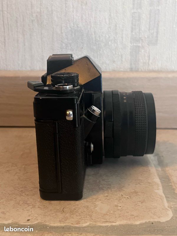 Appareil Photo Argentique Estca 3451 – 35 Mm, Compact, Noir, Parfait état
