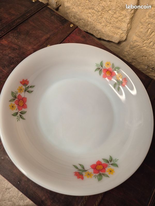 Saladier / Grand plat de service creux Flore / Scania par Arcopal motif fleurs orange / Légumier - Arts de la table