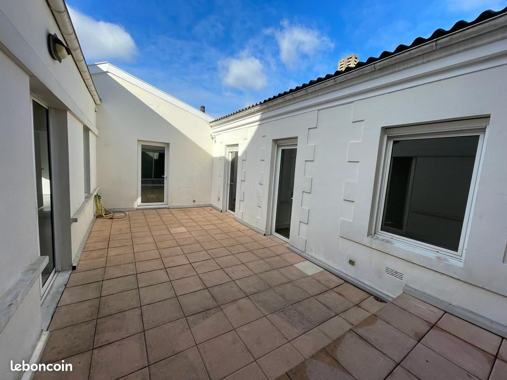 Appartement 6 pièces 222 m² (image 3)