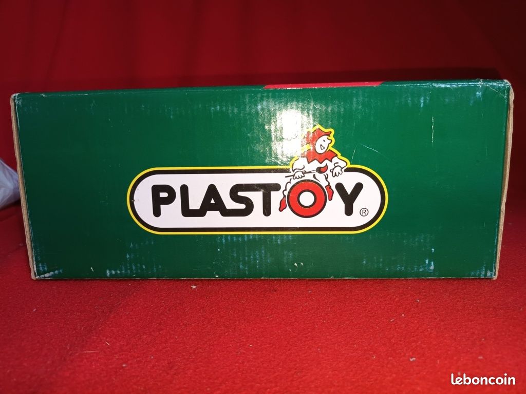 La Maison D’Astérix En Bois – Jeu De Construction + 3 Figurines Plastoy