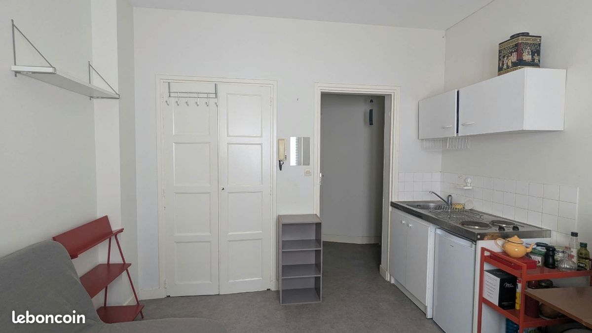 Appartement 1 pièce 19 m² · à Saint-Pierre-des-Corps · 19 m² · 360 €/mois