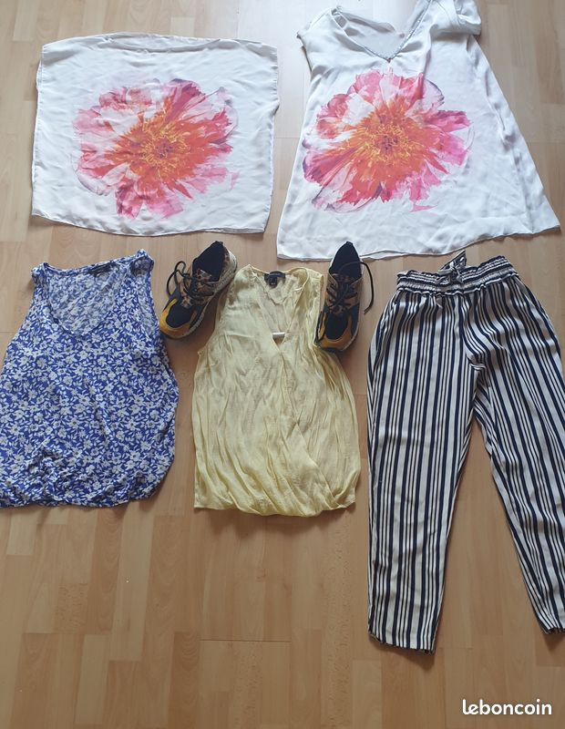 Lot de 18 vêtements femme taille XS S et baskets T40 (image 2)