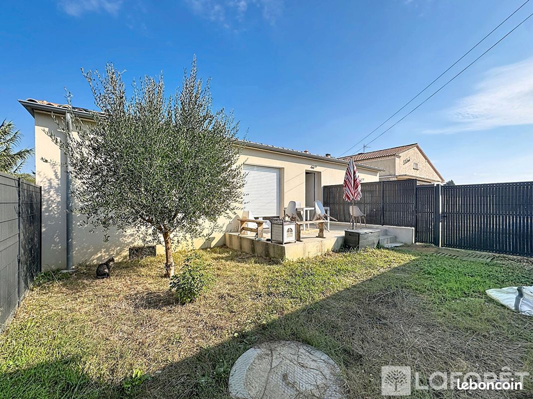 Maison 4 pièces 84 m² · à Camaret-sur-Aigues · 84 m² · 1 050 €/mois