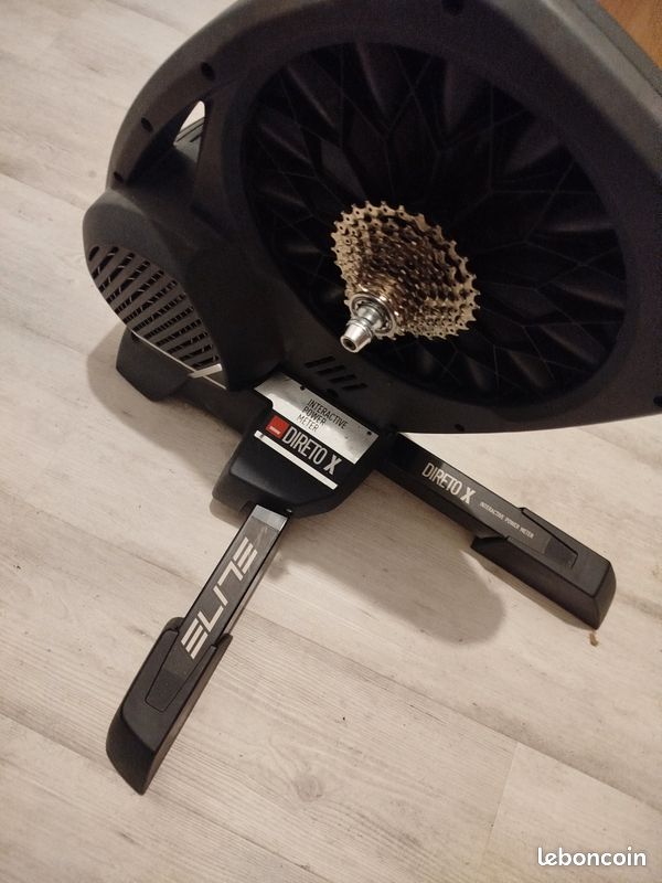 Home-trainer Elite Direto X Équipements vélos