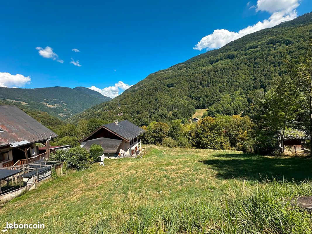 Terrain 500 m² QUEIGE (image 1)