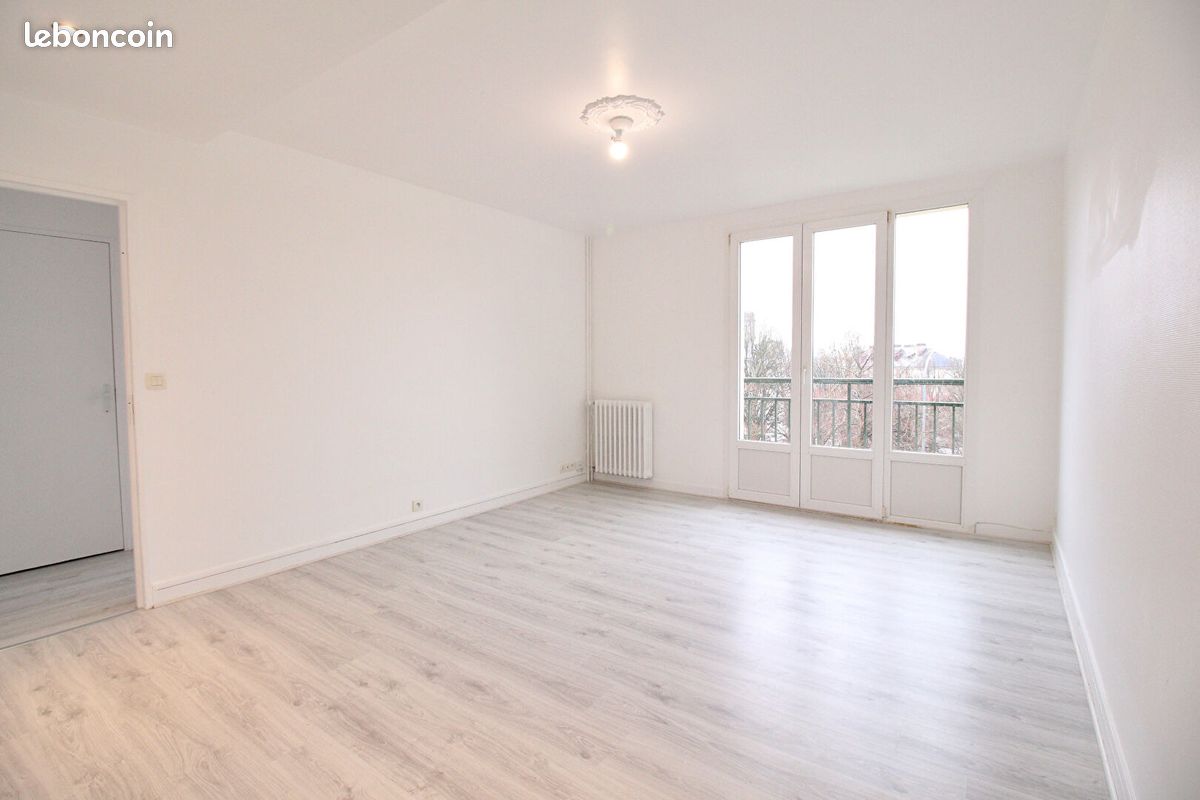 Appartement 3 pièces 55 m² · à Caen · 55 m² · 749 €