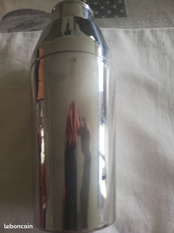 1970 Étonnant Cocktail Shaker par Guy Degrenne