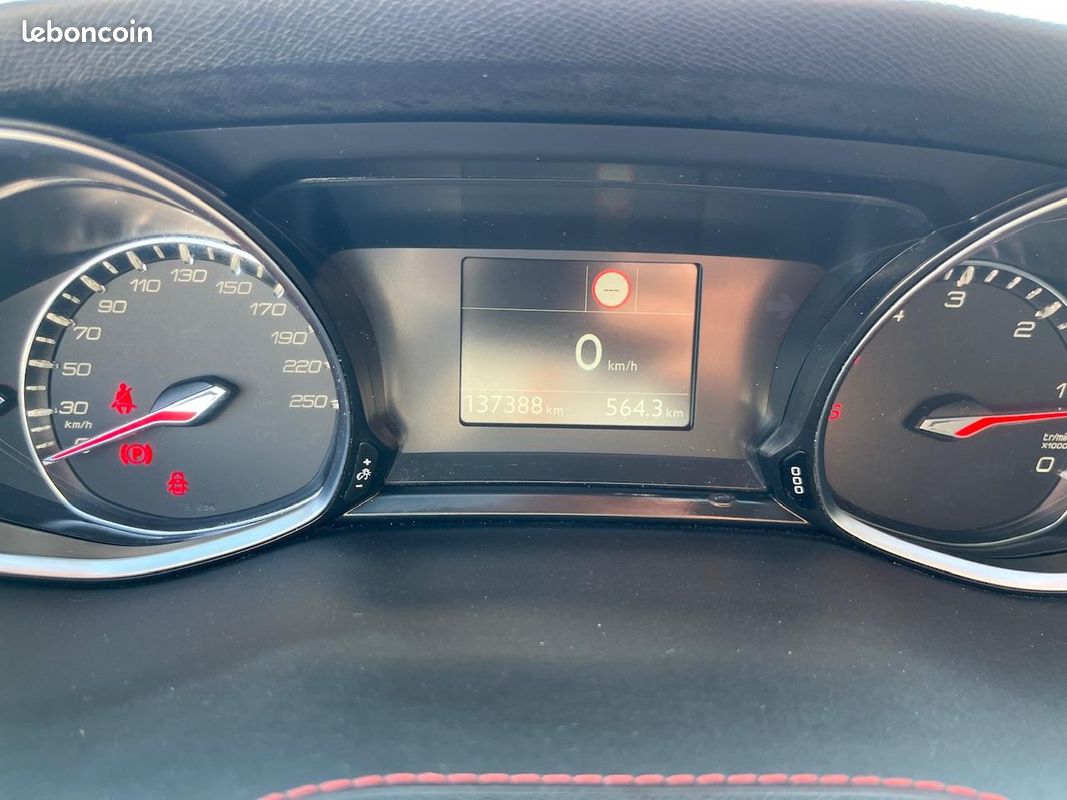PEUGEOT 308 1.5 BlueHDi -GT Line 1ERE MAIN/ CAMERA / TOIT PANORAMIQUE / CARPLAY ANDROID AUTO (image 17)