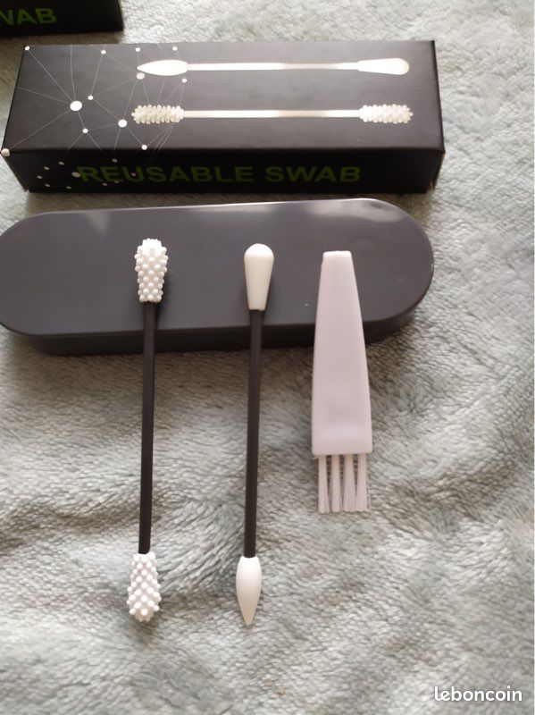 Deux boîtes coton tige réutilisables lavables en silicone NEUVES (image 2)