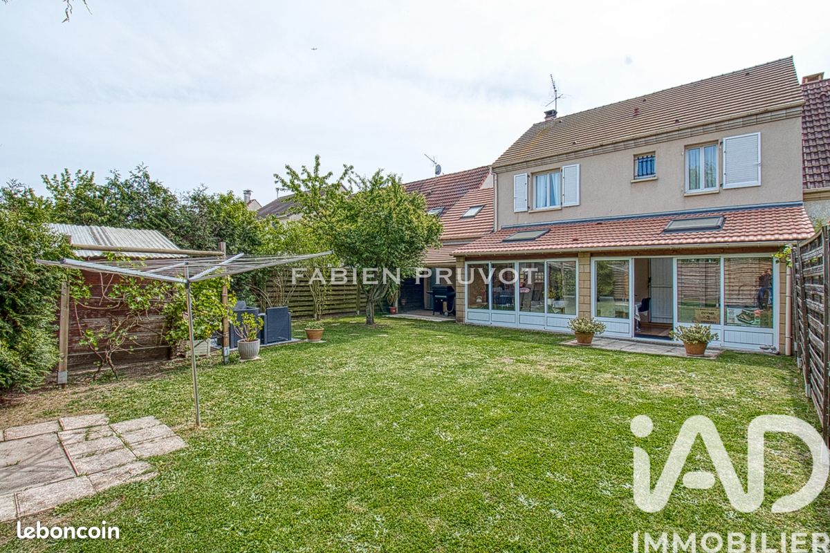 Maison 7 pièces 120 m² · à Montigny-lès-Cormeilles · 120 m² · 429 000 €