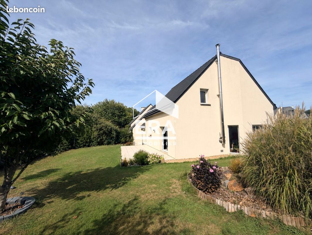 Maison 7 pièces 130 m² · à Vitré · 130 m² · 332 800 €