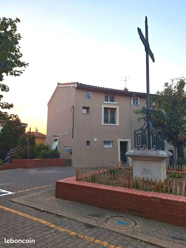 Appartement 2 pièces 50 m² · à Saint-Paul-en-Jarez · 50 m² · 480 €