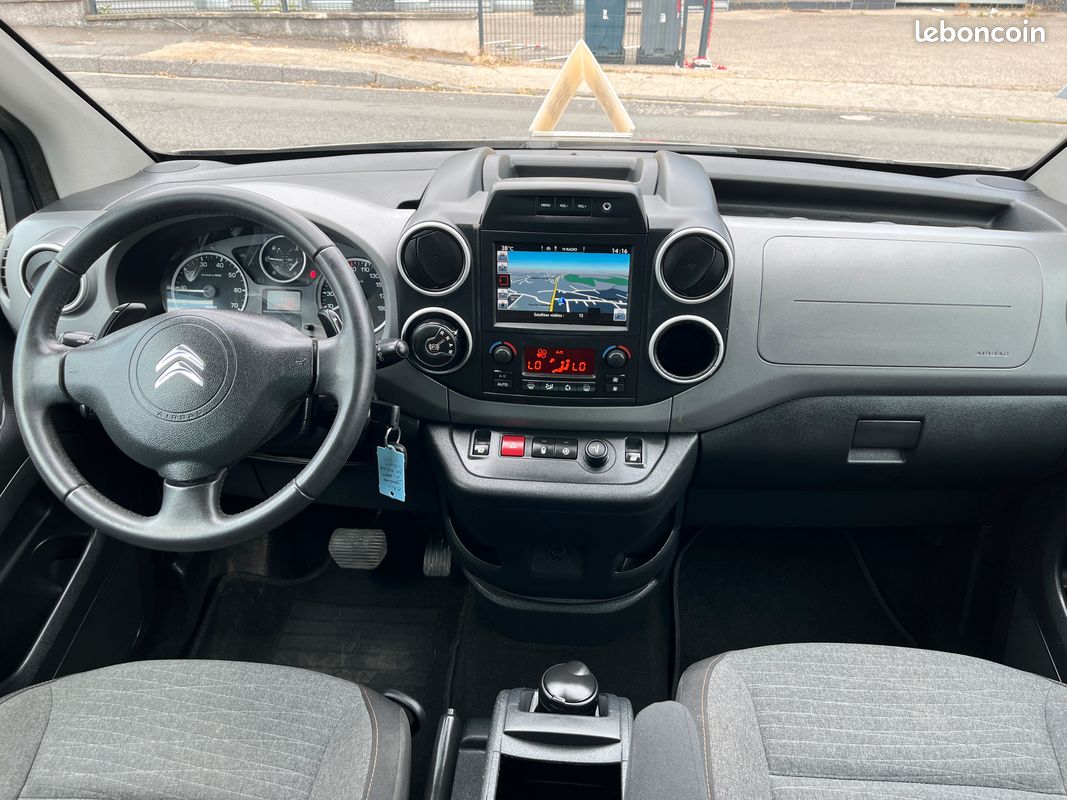 Berlingo 1.6 hdi boite auto 100cv 126.500kms gps clim poss garantie 12 / 26 / 36 mois (image 6)