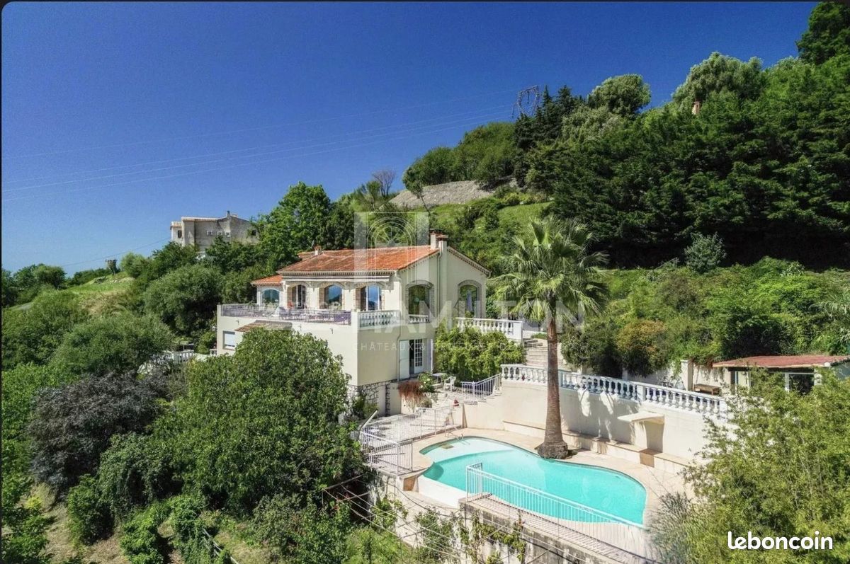 Maison 6 pièces 195 m² · à Vence · 195 m² · 920 000 €