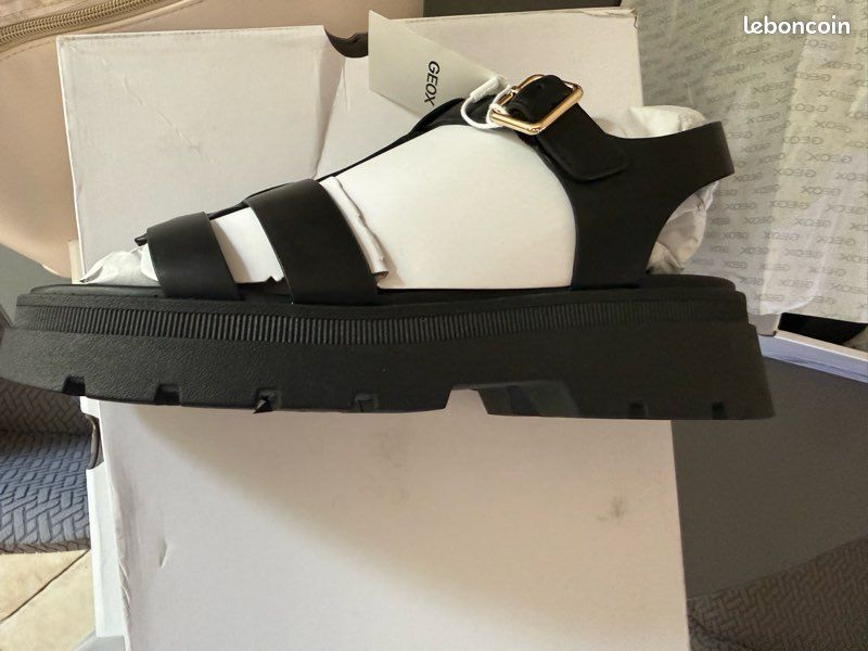 Geox sandale femme cuir noir (image 4)