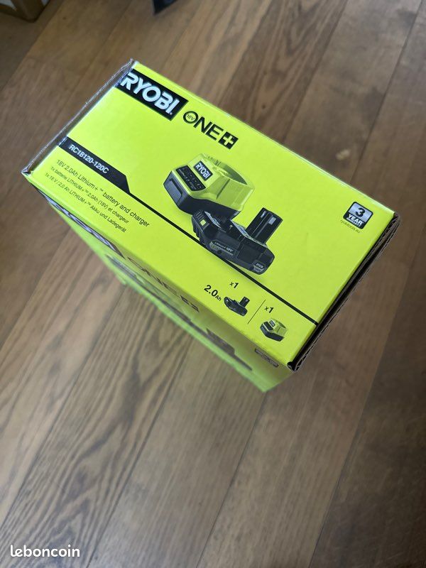 Pack batterie + chargeur neufs jamais déballé (image 2)