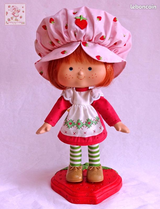 Poupée Porcelaine Strawberry Shortcake Danbury 2003 - Charlotte Aux Fraises