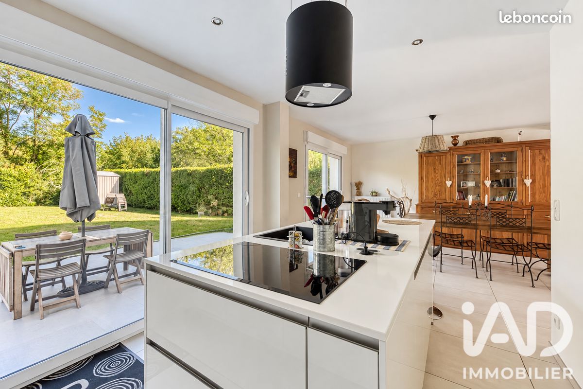Maison 5 pièces 107 m² · à Ozouer-le-Voulgis · 107 m² · 379 000 €