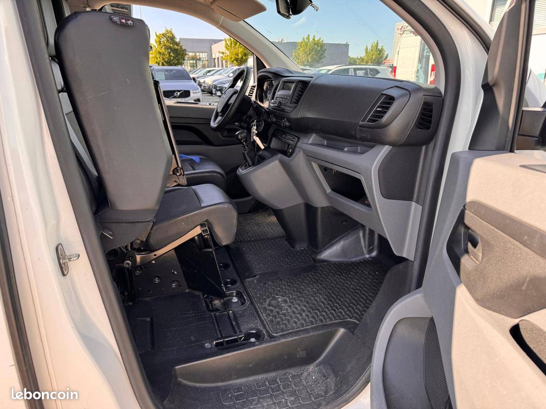Opel vivaro fgn l1 1.5 diesel 120 ch pack clim (image 11)