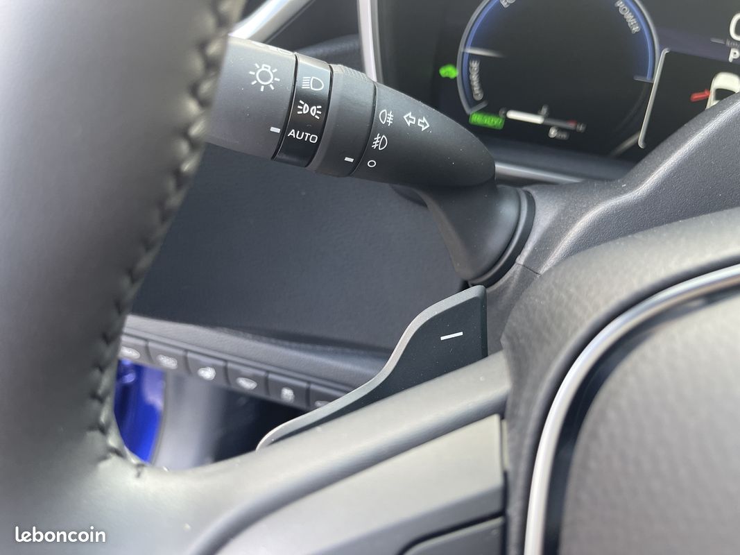Toyota COROLLA TOURING SPT 2.0 178CH DESIGN MY26 (image 28)