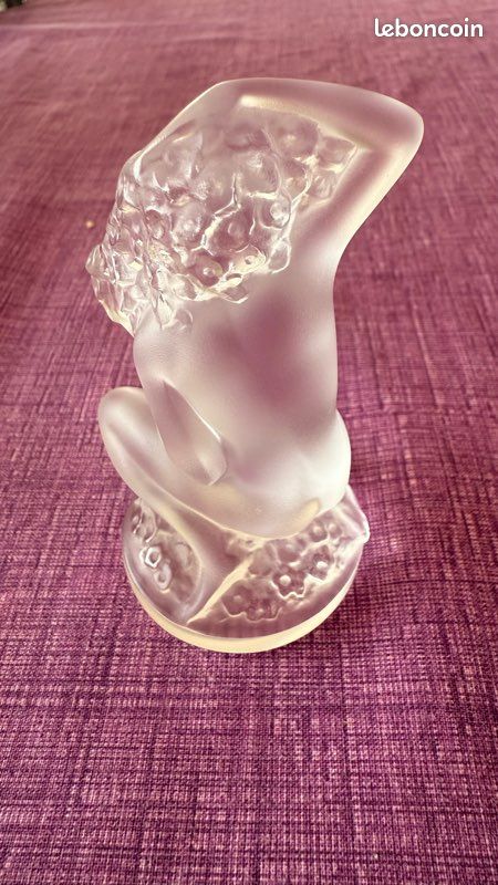 Statuette jeune fille Lalique (image 3)