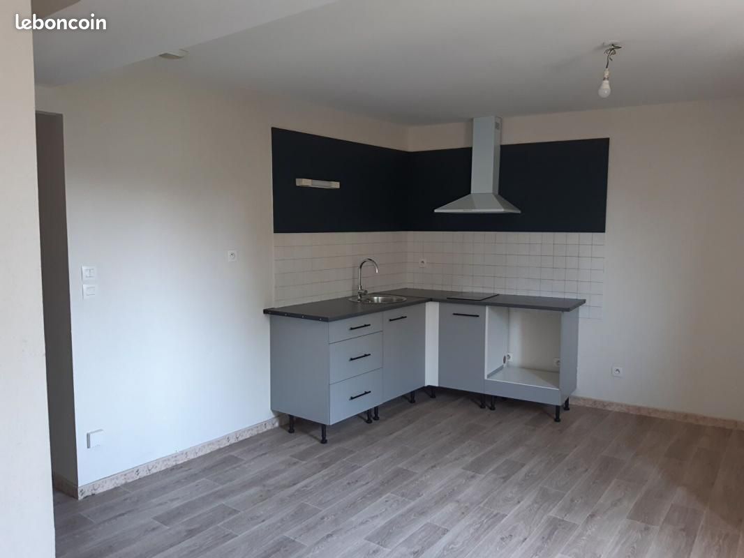 Appartement 2 pièces 39 m² · à Castres · 39 m² · 415 €/mois