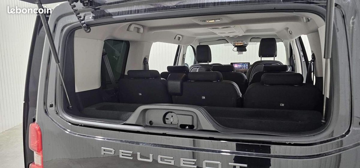 Peugeot Traveller M 2.2 Diesel 180ch S&S EAT8 Business (image 13)