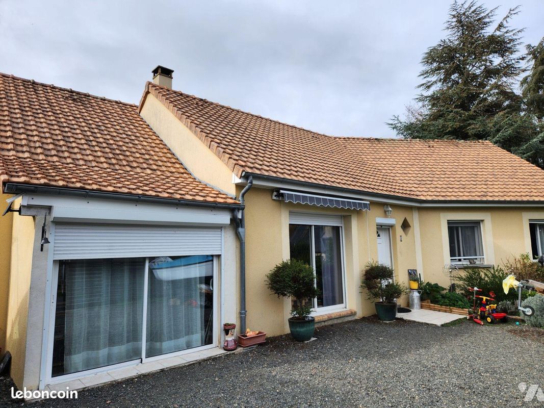 Maison 5 pièces 93 m² · à Thorée-les-Pins · 93 m² · 209 600 €