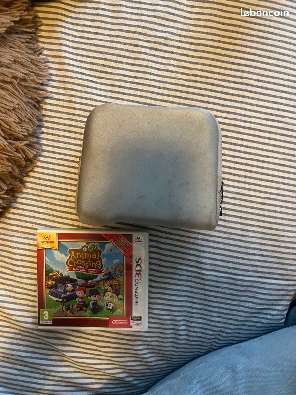 Nintendo 2DS (image 1)