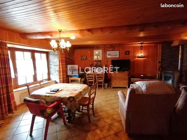 Chalet 8 pièces 232 m²