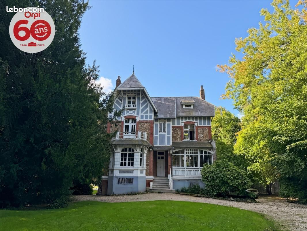Maison 6 pièces 258 m² · à Bienvillers-au-Bois · 258 m² · 422 000 €