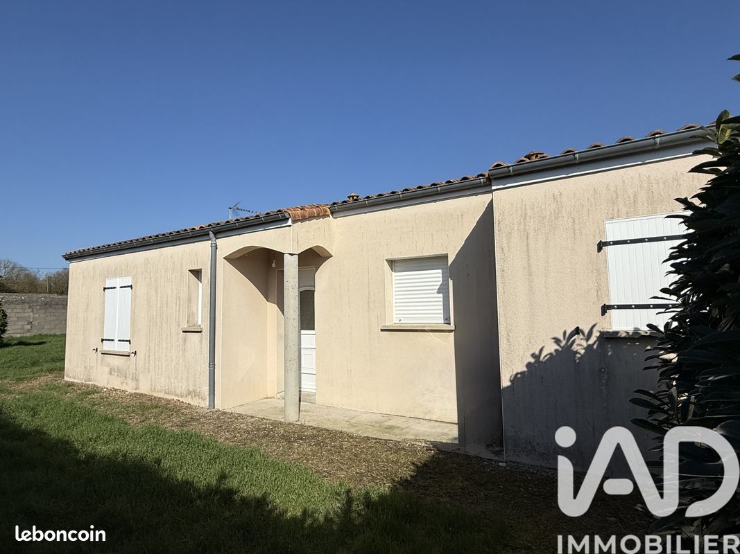 Maison 4 pièces 97 m² · à Fors · 97 m² · 165 000 €