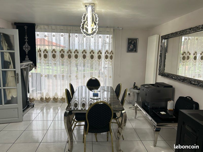 Maison 6 pièces 155 m² · à Saint-Étienne · 155 m² · 279 900 €