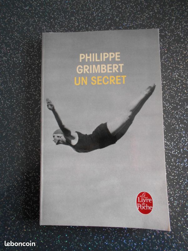 LIVRE "un secret" (lolatoys) (image 1)
