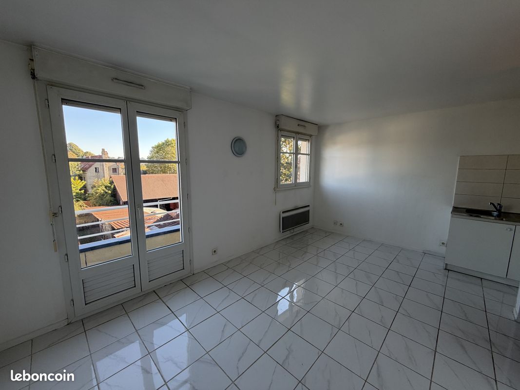 Appartement 1 pièce 24 m² · à Sarcelles · 24 m² · 740 €/mois