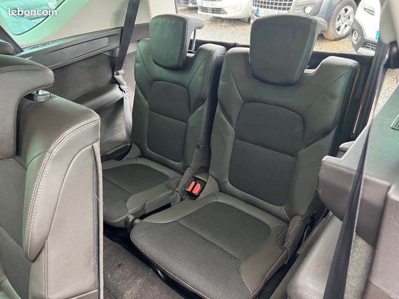 Renault Espace V 1.6 dCi 160 cv EDC6 / 1ère main (image 11)