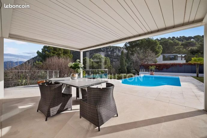 Villa 6 pièces 176 m² — 5