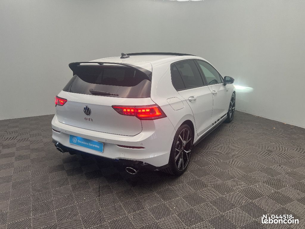 Volkswagen Golf 2,0 TSI GTI Clubsport DSG7 + Garantie 5 Ans ou 100000 KLMS + TOIT OUVRANT (image 4)