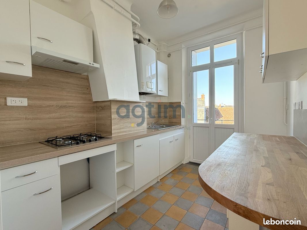 Appartement 3 pièces 61 m² · à La Roche-sur-Yon · 61,2 m² · 750 €/mois