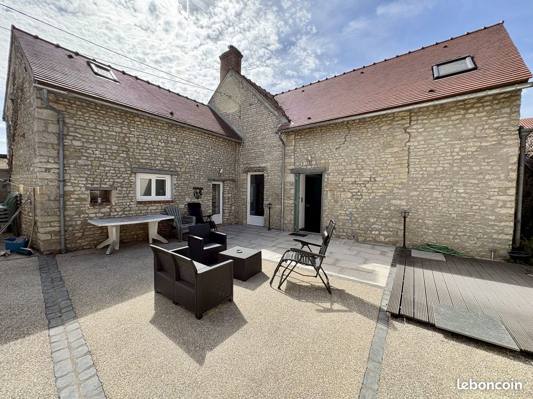 Maison 6 pièces 127 m² · à Yèvre-la-Ville · 127 m² · 169 900 €