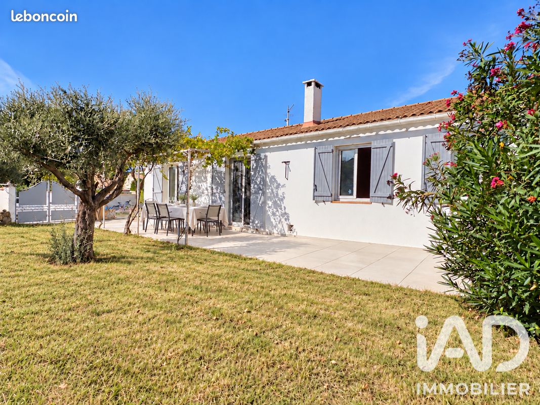 Maison 4 pièces 121 m² · à Saint-Martin-de-Crau · 121 m² · 365 000 €