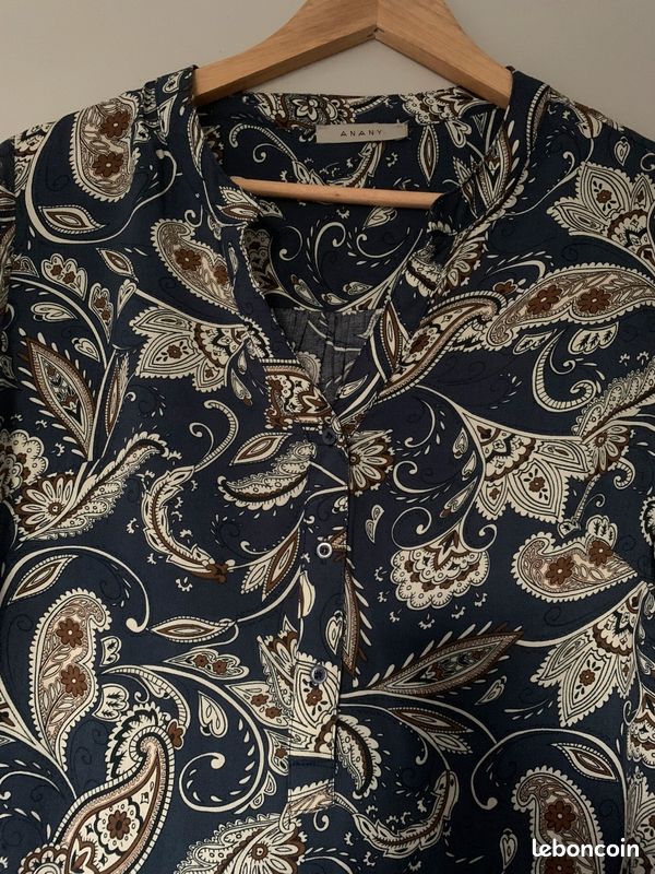 Robe (image 2)