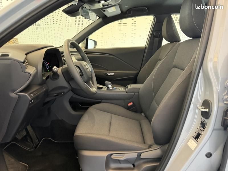 Lexus LBX 1.5 136ch 2WD (image 12)