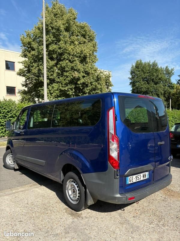Ford Transit Custom – 9 PLACES GARANTIE TRÈS PROPRE – GARANTIE – TRÈS PROPRE (image 4)